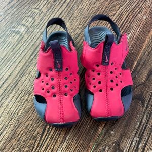Nike Toddler Boys Sunray Protect Sandals!
